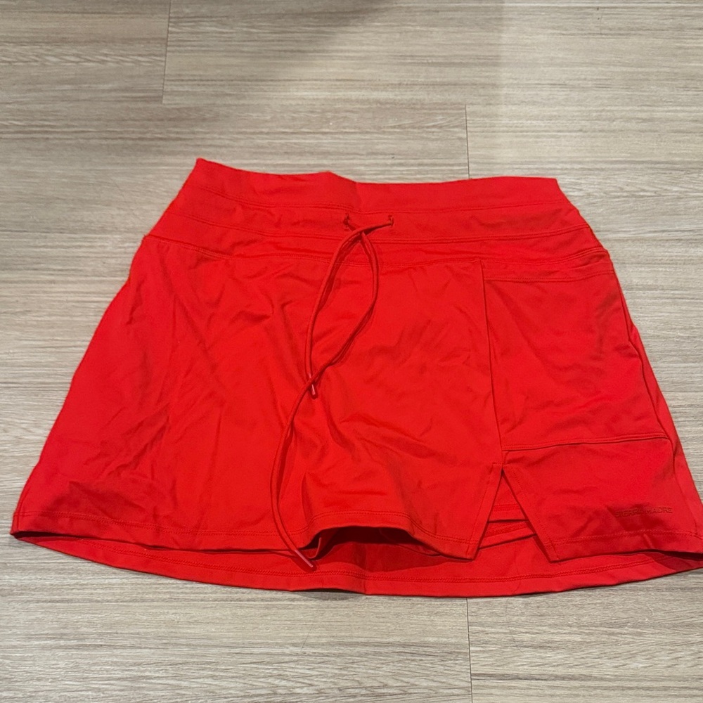 Sierra Madre Red Athletic Skort Size M
